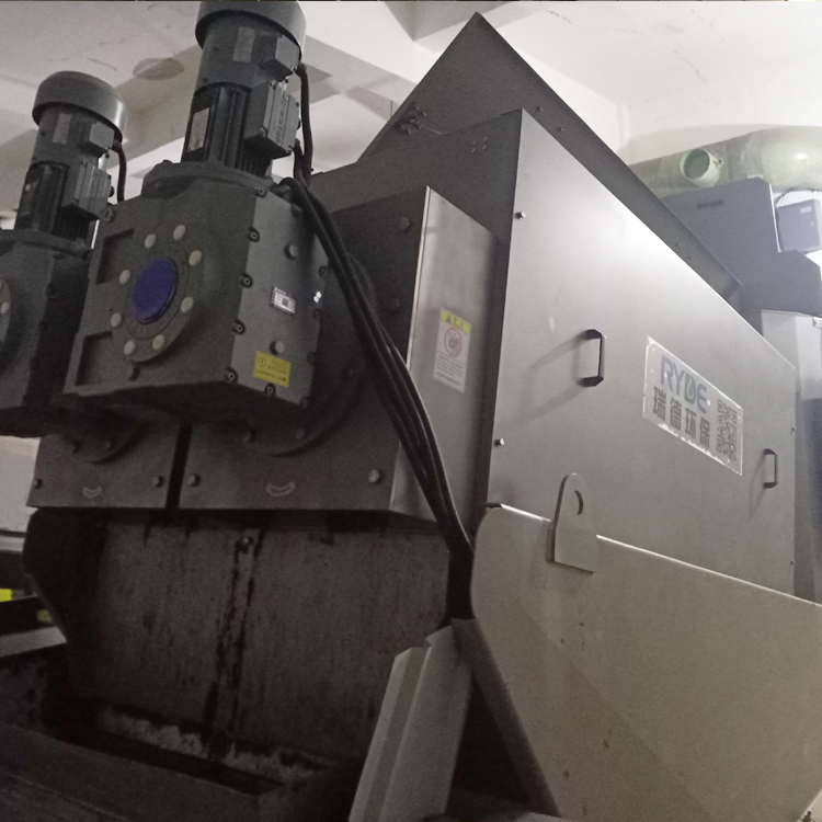 RDL402 Type Large Processing Capacity Multi Disc Stacked Drainage Screw Dewatering Screw Press Machine Sludge Dehydrator